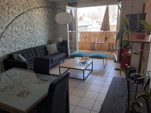 L’appartement dans une résidence sécurisé et décoré avec gout bénéficie d’une excellente localisation : 10 min de Saint Lazare, 20 min de Châtelet Les Halles, 20 min de la Défense. Il se trouve à 200 m de la Gare RER Centre-Ville d’Argenteuil et à 5 ...