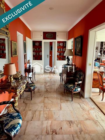Caudéran centre - Grand T4 de 155m2 au 4ème et dernier étage avec 3 chambres, larges balcons - Studio de 25m2 - garage, cave