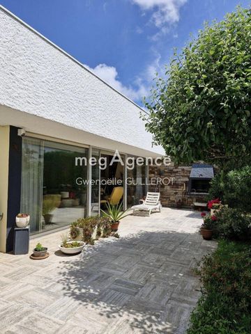 RARE : MAISON D’ARCHITECTE DE PLAIN-PIED À DEUX PAS DE LA MER !