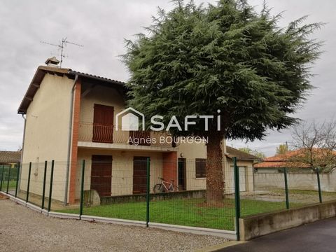 Immeuble composé de deux T4 avec garage et jardin