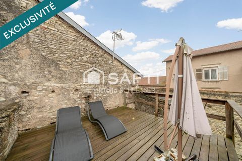 Appartement rénové 94,5m2, deux chambres, terrasse suspendue et jardin