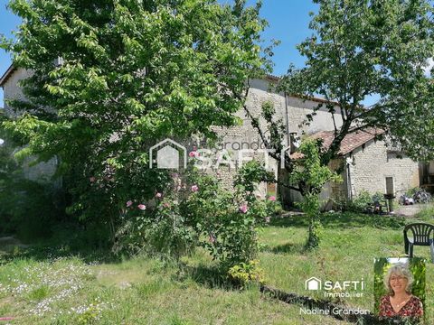 Maison non mitoyenne avec Grange attenante et jardin