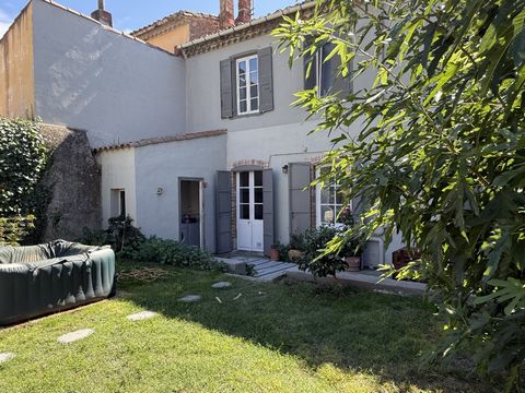 Maison de ville à proximité de la cité médiévale