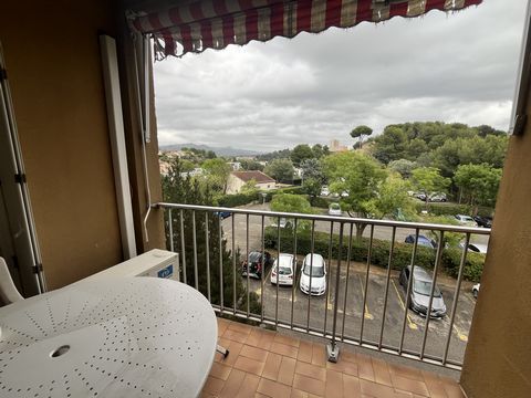 LOCATION MEUBL&#201;E T3 DE 73M&#178; / BALCON / PARKING / 13013