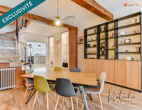 Fronton centre – une demeure familiale de caractère avec de très beaux volumes.