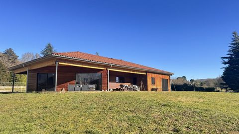 Maison passive dans la vallée du Lot , proche Saint Cirq lapopie
