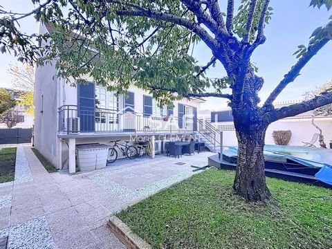 Maison individuelle de 7 pièces, 5 chambres, avec sous sol total grand garage, piscine.