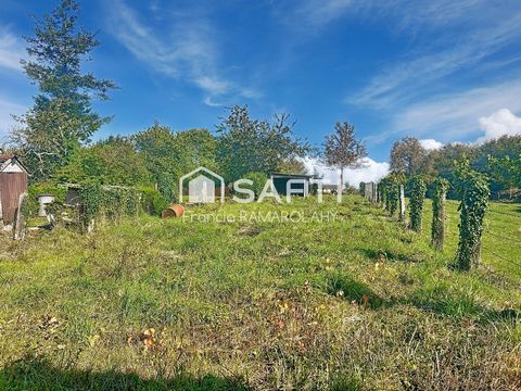 A la recherche de calme et d'authenticité ? Laissez parler votre imagination! Cette maison de campagne à rénover sur 600 m² de terrain n'attend que vous pour retrouver tout son charme.