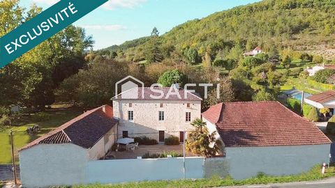 Charme d’antan, grand volume, potentiel pour activité artisanale ou mécanique