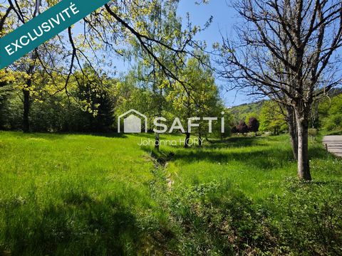 Terrain de presque 18 ares en lisière de forêt dont 10 ares cosntructibles