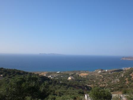 Agia Fotia Building plot of land enjoying sea views. The plot is 2200m2 and has olive trees. It has a building right for 180m2. The plot has very good access and enjoys mountain and sea views. Lastly, it is located 1km from the sea.