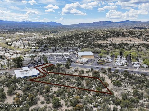 One of the few Industrial Transition (IT) zoned properties available in the City of Prescott. High traffic count road with a couple buildable areas on the property. Close to retail including Wal-Mart, Big 5, Goodwill, Tire Pro's and more. Around 10 m...