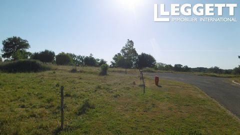 118750ILH53 - This fully serviced building plot (water, electricity, common streets and mains drainage) is part of a 9 building plot-project. Situated on the countryside in the village of Couesmes-Vaucé, it is 10 km away from the market towns of Gorr...