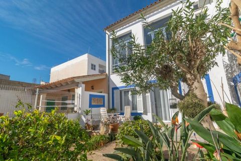 Located in Porto Colom in the eastern part of Mallorca this modern house invites 6 guests. A comfortable terrace can be used for lovely evenings with friends sharing a bottle of wine. A mobile barbecue is available for the case you wish to cook outsi...