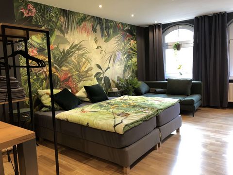 Welcome to beautiful Nuremberg! Our loft-like, newly renovated apartment in urban jungle design has a living-bedroom area as well as an open kitchen and is located directly in the old town near Jakobsplatz. All sights such as Hauptmarkt or Kaiserburg...