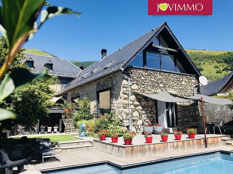 Located in Bagnères-de-Luchon. CHARMING PROPERTY WITH COTTAGES 6/8 PEOPLE REFINED ON THE HEIGHTS LUCHON JOVIMMO votre agent commercial Evelyne BARES ... Chic and charming for this 19th century farmhouse renovated with taste and quality materials loca...