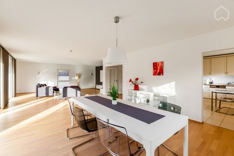 This is a very special apartment in Leverkusen-Schlebusch. On a total of 162 square meters, you live in a luxurious and fully furnished apartment, right on the outskirts of Cologne. The apartment is located on the first floor and is divided into a la...