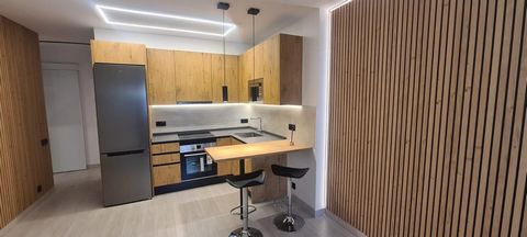 This charming 50 square meter apartment is located in a privileged location in Andorra la Vella. The property is in excellent condition, recently renovated, allowing you to move in without worries.~~With interior and exterior aluminum carpentry, ston...