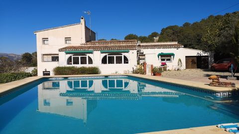 Spacious villa located in a fantastic peaceful location with beautiful open views of the surrounding countryisde This property benefits from having a private swimming pool air conditioning wood burner gas central heating and a fully fenced garden Pos...