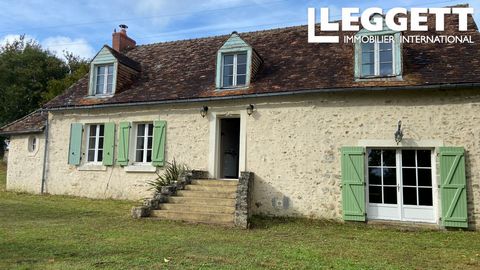 A26082CD72 - Nestled in the Sarthe, a region of beautiful hills, valleys and woods, this lovely, fully restored French country cottage has all the charm of a 16th century house with the benefits of modern living. Set in almost 7 acres of land, the ho...