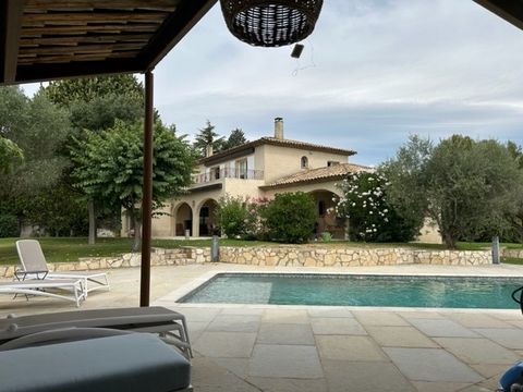 HERAULT 34680 SAINT GEORGES D'ORQUES villa of 203m² on 1900 m² of wooded land with swimming pool. Semi-open kitchen on beautiful living room of 70 m² 5 bedrooms including a master suite on the ground floor with terrace. Petanque court, garage. Underf...