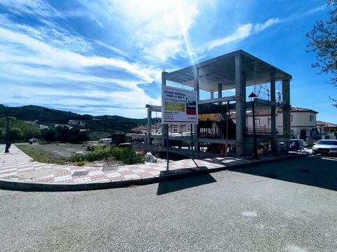 Last Urban Plots! in the Urbanization el JARAL, in Colmenar - Malaga (29170) with an area of 150M2 and a buildability of 0.92 Mt/ms. With excellent views and totally flat, you can build a villa of 138M2 built in two heights. Located in an exceptional...