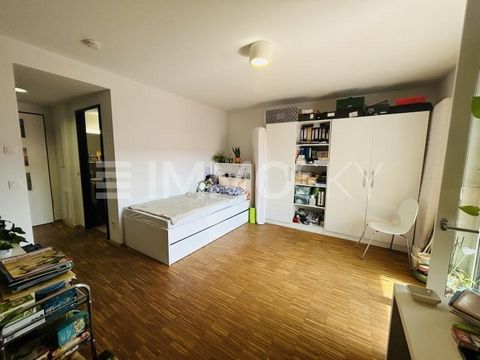 Zum Verkauf steht ein ansprechendes 1-Zimmer-Apartment in der malerischen Stadt Idstein. Diese Immobilie kombiniert Komfort mit einer praktischen Raumaufteilung und eignet sich ideal für Singles, Berufspendler oder als Kapitalanlage. Das Apartment bi...