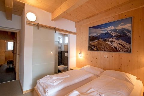 Welcome to your ideal alpine retreat! This enchanting 130 m² solid wood chalet offers a spacious and inviting haven for up to 10 guests, complete with stunning mountain views. After a day of exploration, unwind in the Finnish sauna or soak in the whi...