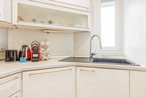 Checkmyguest bietet Ihnen ein wunderschönes 43 m² großes Apartment in der Stadt Saint-Mandé. Dieses Apartment verfügt über ein komfortables und stilvolles Schlafzimmer, ideal für einen angenehmen Aufenthalt. Sie sind nur einen Steinwurf vom herrliche...