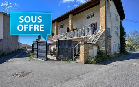 **** SOUS OFFRE **** BULLY CENTRE, C'est au cur de Bully, dans une petite copropriété en pierres dorées située dans une impasse calme et verdoyante que ce situe cet appartement T3 avec balcon privatif . Côté jour, il dispose d'une pièce de vie lumine...