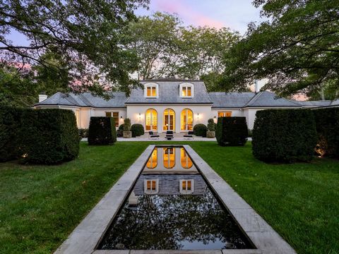 Beautifully renovated and reimagined in 2020-24 by visionaries Marmol Radziner, this spectacular 4.4 acre estate showcases a magnificent four bedroom home, pool, pool house, guest cottage, reflecting pool, gazebo and sunken formal/informal gardens se...