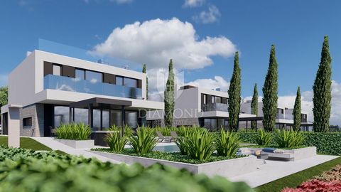 Location: Istarska županija, Poreč, Poreč. ID CODE: 1031-840 DIAMOND REAL ESTATE D.O.O. Mob: +38552210824 Tel: +38552210824 E-mail: office@diamond-realestate.hr www.diamond-realestate.hr