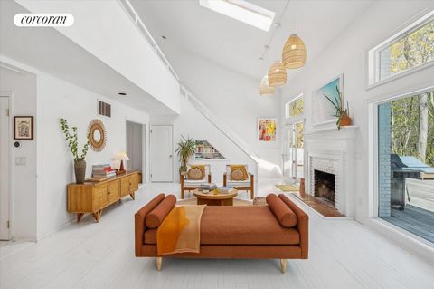 What could be better than being just minutes away from East Hampton Village and Main Beach? Discover this pristine contemporary home that epitomizes summer or year-round living. Bright and updated, the open floor plan features a double-height living ...