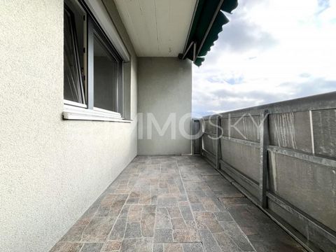 Attractive apartment with balcony + sunny balcony with approx. 6 m2 + Freshly renovated + large hallway + mega room layout + sensational cuisine + very quiet location + Bathroom with window A visit is worth a thousand words! I look forward to your ca...