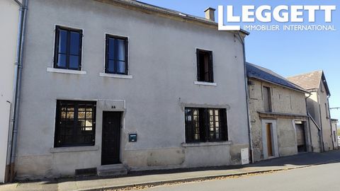 A33084GG63 - This house is located in the heart of Saint-Gervais d'Auvergne, a charming and vibrant village offering a supermarket, pharmacy, bakery, butcher, cheese shop, cafés, restaurants, schools, and a weekly market. In addition to its 120m² of ...