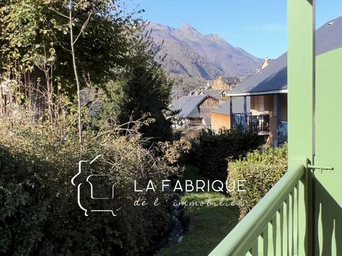 Amoureux de la montagne et de la nature, envie de découvrir la vallée du Pays Toy et ces paysages splendides, cet appartement de type T2 Bis en duplex est peut-être fait pour vous. Il est idéalement situé à Esquièze-Sère à proximité immédiate de Luz-...