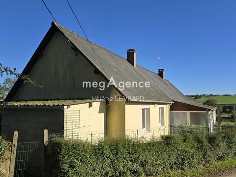 Discover this set of two residential houses located in the countryside in Voutré, just 10 km from Évron and 12 km from Sillé-le-Guillaume. This dynamic village has a school, after-school care, associations, and small local shops. The first house cons...