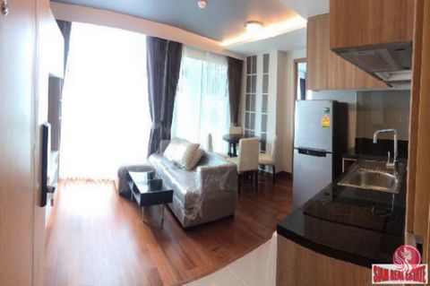 2 bed, 2 bath fully furnished 49m2 corner unit on the 3rd floor. Brand new, never been used, the condo is situated in Inter Lux Residence or now branded as Interlux Premier Sukhumvit which runs as a hotel and residence. Units Interior Includes: Built...