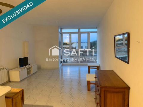 Apartment of 73 m² plus an enclosed laundry room with a private rooftop drying area. It features 2 double bedrooms, a spacious bathroom, a large open-plan kitchen integrated into a bright and spacious living room. Located on the first floor without a...