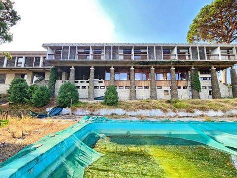 Hôtel Pousada Santa Bárbara & Eventos à Oliveira do Hospital avec projet d'architecture approuvé. L'hôtel Panoramique Santa Bárbara disposera de quatre étoiles, 23 chambres et 7 appartements en duplex séparés de l'hôtel composé d'entrée, salon, kitch...