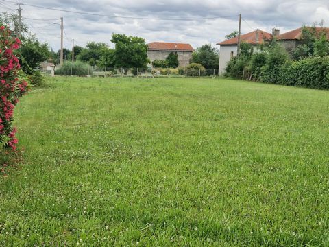 terrain plat, clôturé, secteur calme, vue montagne