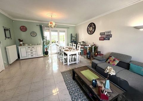 Quartier résidentiel maison non mitoyenne sur ssol