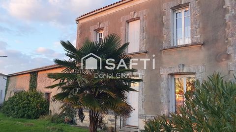 Située à Nieulle-sur-Seudre, cette propriété s'inscrit au cœur d'un charmant village
