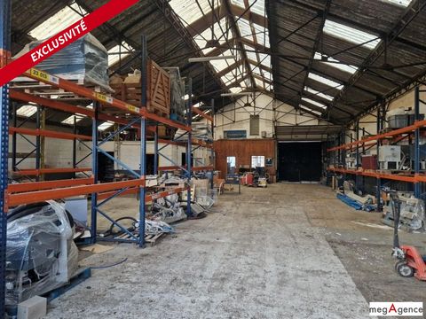 Locale commercial - Maure de Bretagne - Centre - 450 m²