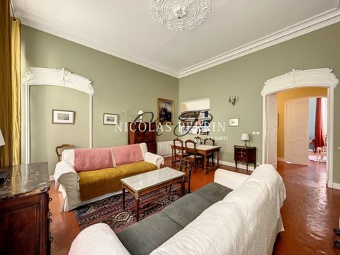 Appartement bourgeois T3 de 113 m²