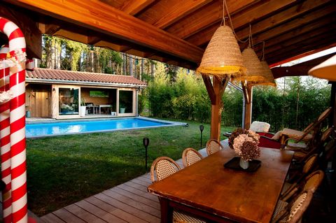 Chalet d’exception – 220 m² + dépendance – Piscine chauffée – 40 min de Lyon