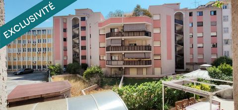 Cagnes sur Mer Centre Ville Place de Gaulle, 3P 60m2 carrez, traversant, ancien cab médical, toutes commodités et écoles à pieds, grand séjour au calme absolu