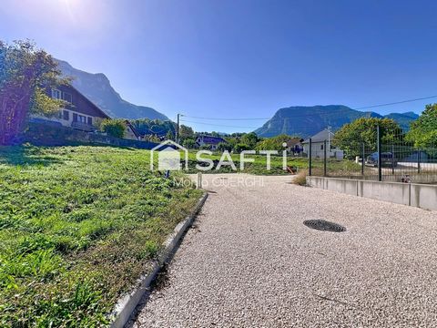 Terrain constructible viabilisé 568 m²