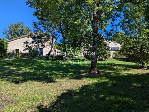 Charmante propriété en pierre rénovée de 250 m² avec Gîte et piscine - TEILLET