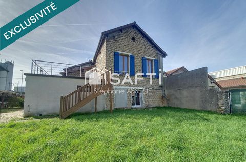 Espace idéal pour double habitation ou professions libérales : travaillez, recevez et investissez dans un lieu stratégique.